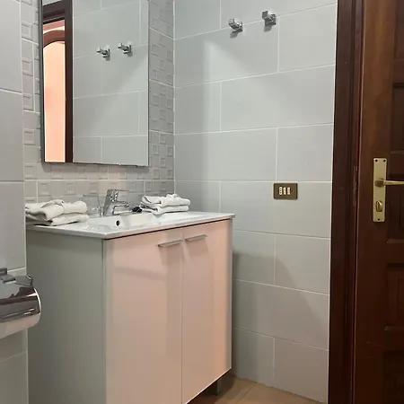 Victoria Court Ii H118 - One Bed Apartment *